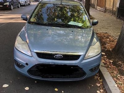 Second-hand Ford Focus 100 CP (73 kW) 2008 Albastru Hatchback