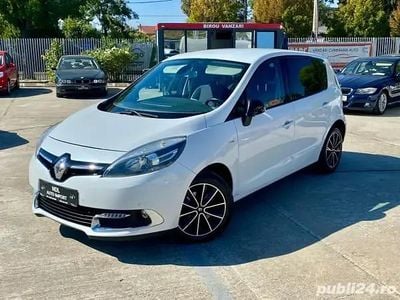 Utilizat 2013 Renault Scénic III Bose Edition Monovolum | 5.490 EUR (Puțin scump)