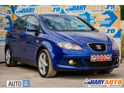 Albastru marin Utilizat 2005 Seat Toledo Hatchback | 5.150 EUR