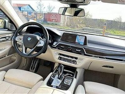Second-hand BMW 750 400 CP (294 kW) 2017 Culoaregri Berlinǎ