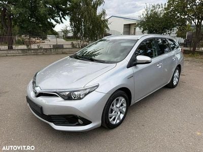 Toyota Auris Hybrid