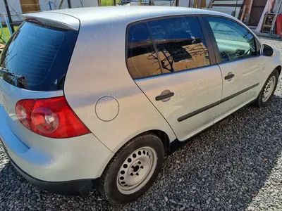 VW Golf V