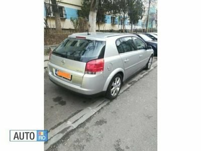 Second-hand Opel Signum 100 CP (73 kW) 2003 Gri Hatchback