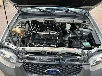 Gri Utilizat 2006 Ford Maverick SUV | 4.700 EUR