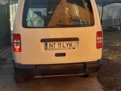 VW Caddy