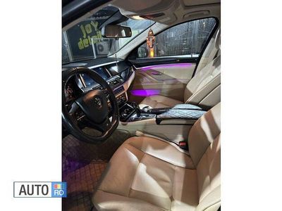 Second-hand BMW 520 220 CP (161 kW) 2013 Negru Berlinǎ