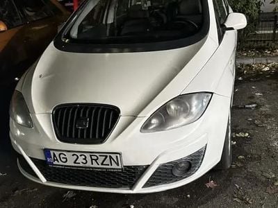 Second-hand Seat Altea XL 108 CP (79 kW) 2010 Alb Monovolum