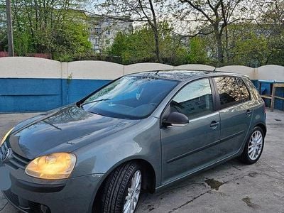VW Golf V