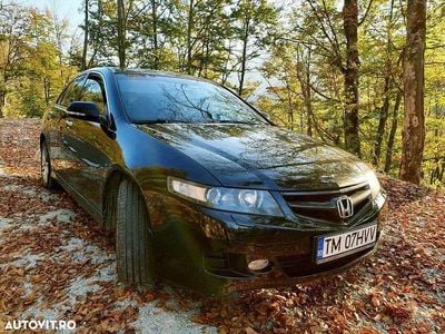 Second-hand Honda Accord Executive 140 CP (102 kW) 2008 Culoarenegru Berlinǎ