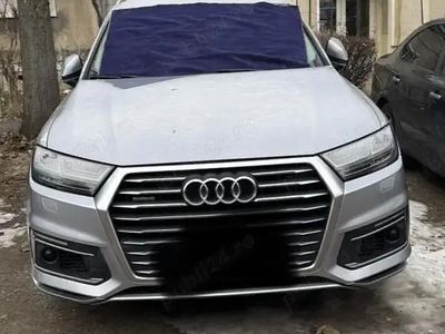 Gri Second-hand 2017 Audi Q7 SUV | 23.500 EUR (Preț OK)