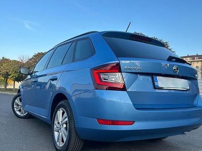 Second-hand Skoda Fabia Ambition 95 CP (69 kW) 2019 Culoarealbastru Break