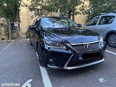 Culoarenegru Utilizat 2015 Lexus CT200h Limited Edition Hatchback | 12.800 EUR