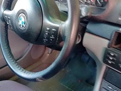 Albastru Utilizat 2002 BMW 318 Berlinǎ | 800 EUR