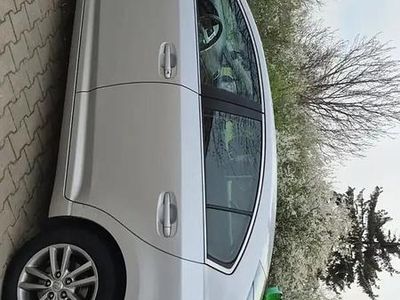 Second-hand Toyota Avensis 91 CP (66 kW) 2014 Berlinǎ
