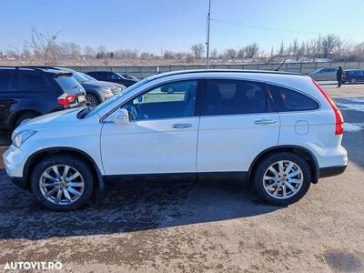 Second-hand Honda CR-V Executive 150 CP (110 kW) 2012 Culoarealb SUV