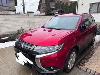 Second-hand Mitsubishi Outlander Spirit 150 CP (110 kW) 2020 Rosu SUV