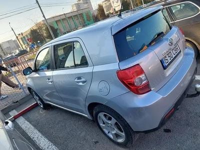 Gri Second-hand 2010 Toyota Urban Cruiser SUV | 5.000 EUR