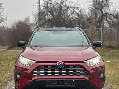 Second-hand Toyota RAV4 Hybrid 217 CP (159 kW) 2021 Culoarerosu SUV