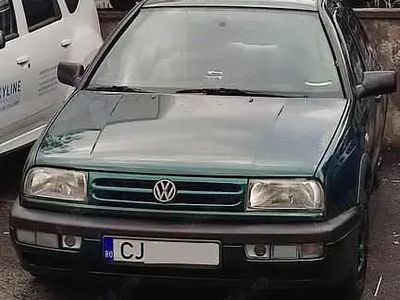 Verde Utilizat 1995 VW Vento Berlinǎ | 3.000 EUR