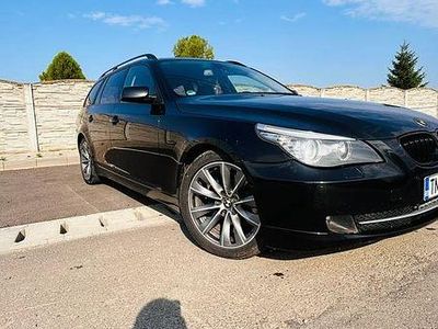 Culoarenegru Second-hand 2009 BMW 520 Exclusive Break | 4.490 EUR (Preț OK)