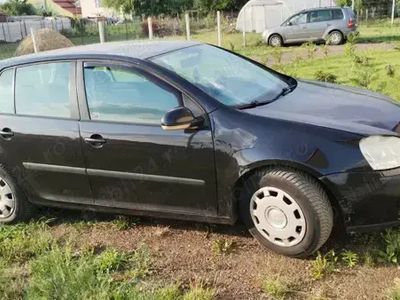 VW Golf V