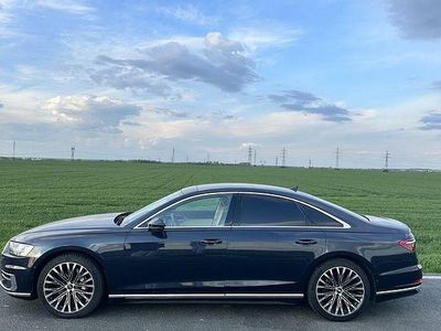Culoarealbastru Utilizat 2019 Audi A8 Berlinǎ | 40.400 EUR (Preț bun)