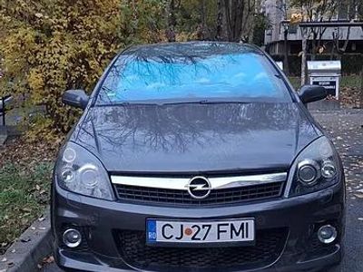 Second-hand Opel Astra 120 CP (88 kW) 2009 Coupe