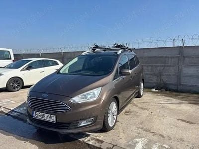 Second-hand Ford Grand C-Max Titanium 150 CP (110 kW) 2016 Monovolum