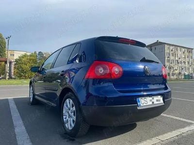 Albastru Utilizat 2008 VW Golf V Hatchback | 3.950 EUR (Preț OK)