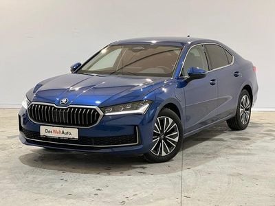Albastru inchis metalic Utilizat 2025 Skoda Superb Selection | 38.962 EUR