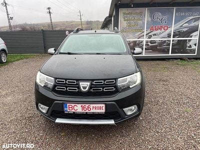 Second-hand Dacia Sandero Stepway 90 CP (66 kW) 2018 Culoarenegru Hatchback