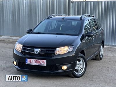 Negru Utilizat 2015 Dacia Logan Berlinǎ | 6.190 EUR (Puțin scump)