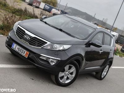 second-hand Kia Sportage 1.7 DSL MT 4x2