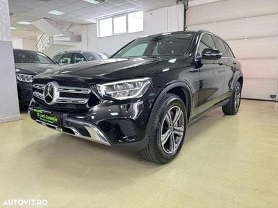 Mercedes GLC300e