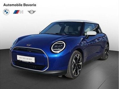 Albastru blazing metalizat Utilizat 2025 Mini Cooper Hatchback | 27.927 EUR