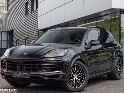 Culoarenegru Utilizat 2024 Porsche Cayenne SUV | 102.990 EUR (Preț OK)
