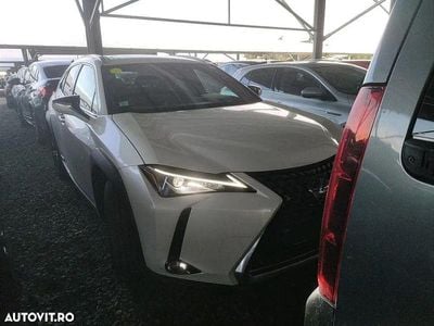 Lexus UX 250h