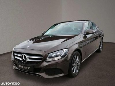 Culoaremaro Second-hand 2017 Mercedes C220 Berlinǎ | 18.500 EUR (Preț bun)