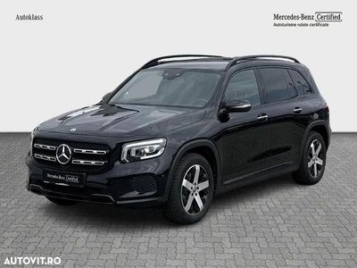Mercedes GLB220