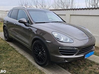 Culoaremaro Utilizat 2010 Porsche Cayenne SUV | 16.500 EUR