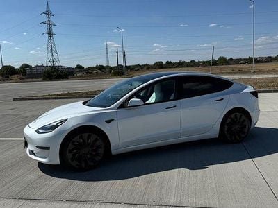 Second-hand Tesla Model 3 366 kW (498 CP) 2023 Culoarealb Berlinǎ