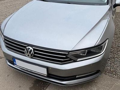 Culoarebej Utilizat 2015 VW Passat Comfortline Berlinǎ | 10.700 EUR (Preț bun)