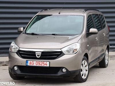 Culoarebej Second-hand 2015 Dacia Lodgy Prestige Monovolum | 4.490 EUR (Puțin scump)