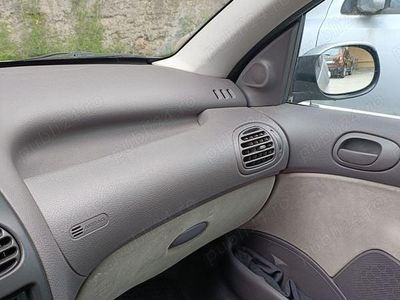 Second-hand Peugeot 206 90 CP (66 kW) 2004 Berlinǎ