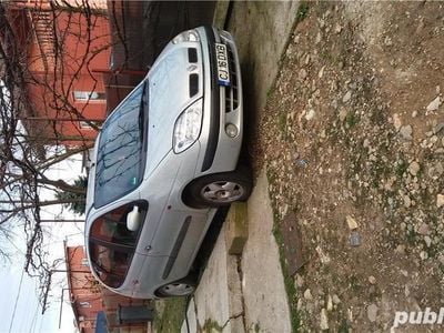 Second-hand Renault Scénic 104 CP (76 kW) 2000 Monovolum