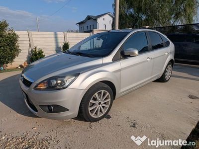 Utilizat 2009 Ford Focus Hatchback | 2.500 EUR (Preț bun)