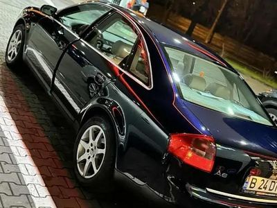 Utilizat 2003 Audi A6 Berlinǎ | 2.700 EUR