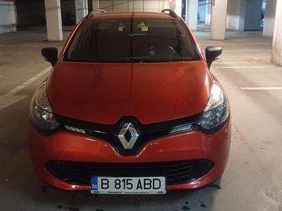 Culoarerosu Second-hand 2015 Renault Clio GrandTour Life Break | 5.798 EUR (Preț OK)