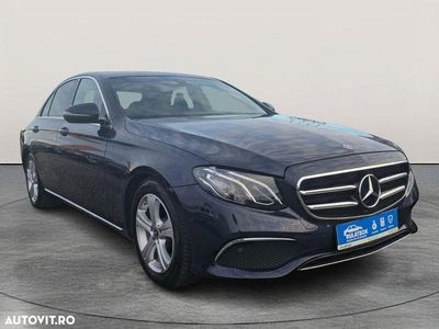 Second-hand Mercedes E200 150 CP (110 kW) 2018 Culoarealbastru Break