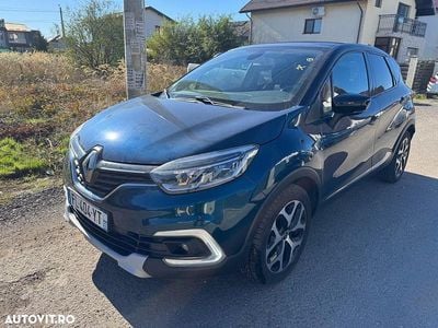 Culoarealbastru Utilizat 2019 Renault Captur Intens SUV | 9.900 EUR (Preț OK)